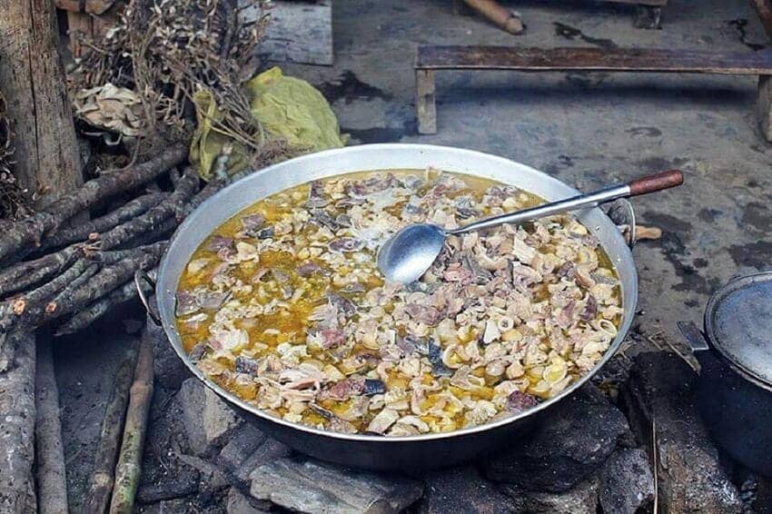 6 plats typiques Hoang Su Phi soupe thang co