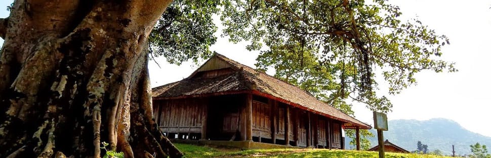 Maison communale Bac Son Nong-Luc