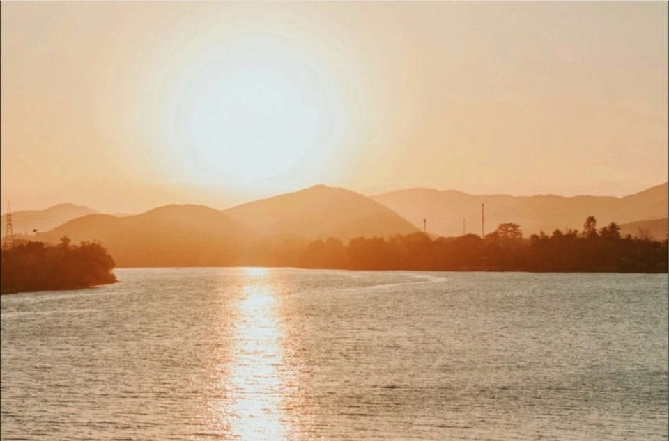 Coucher du soleil à Hué