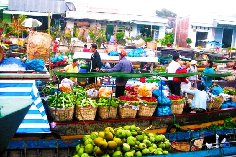 decouvrir_marche_ca-mau