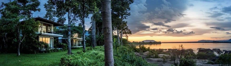river-resort-champassak