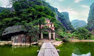 pagode tam coc-baie d'halong terrestre