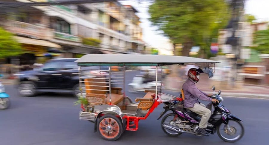 tuk-tuk_phnom-penh
