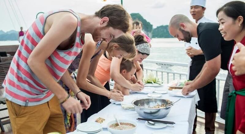 Croisière baie Lan Ha 2 jours 1 nuit itinéraire bateau cours cuisine