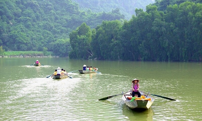 Que voir Thung Nham et alentours sampan