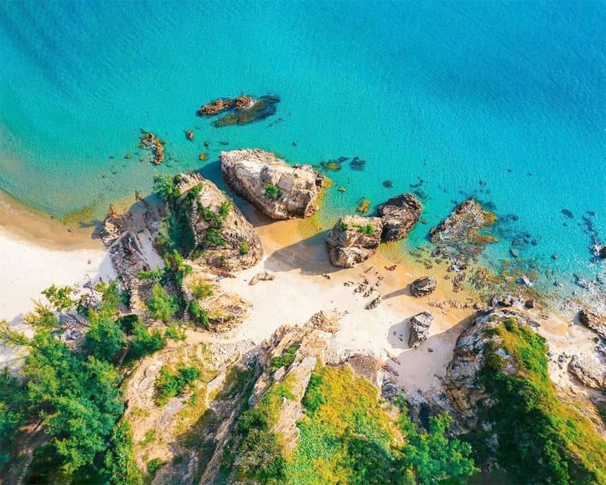 Top 10 choses faire Phong Nha Ke Bang plage Da nhay